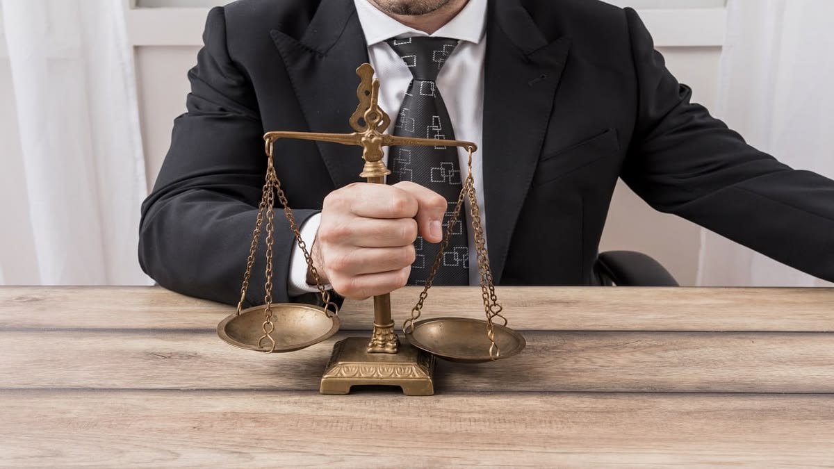 Mitigasi Risiko Hukum dan Operasional dalam Outsourcing