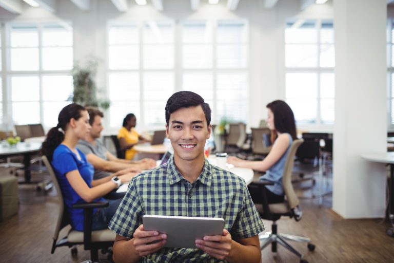 IT Outsourcing vs Managed Services: Apa Bedanya?